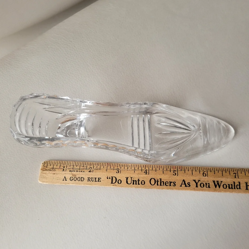 Glass Slipper ~ Cinderella ~ Bridal ~ Fashionista ~ Pretty! ~ GUC